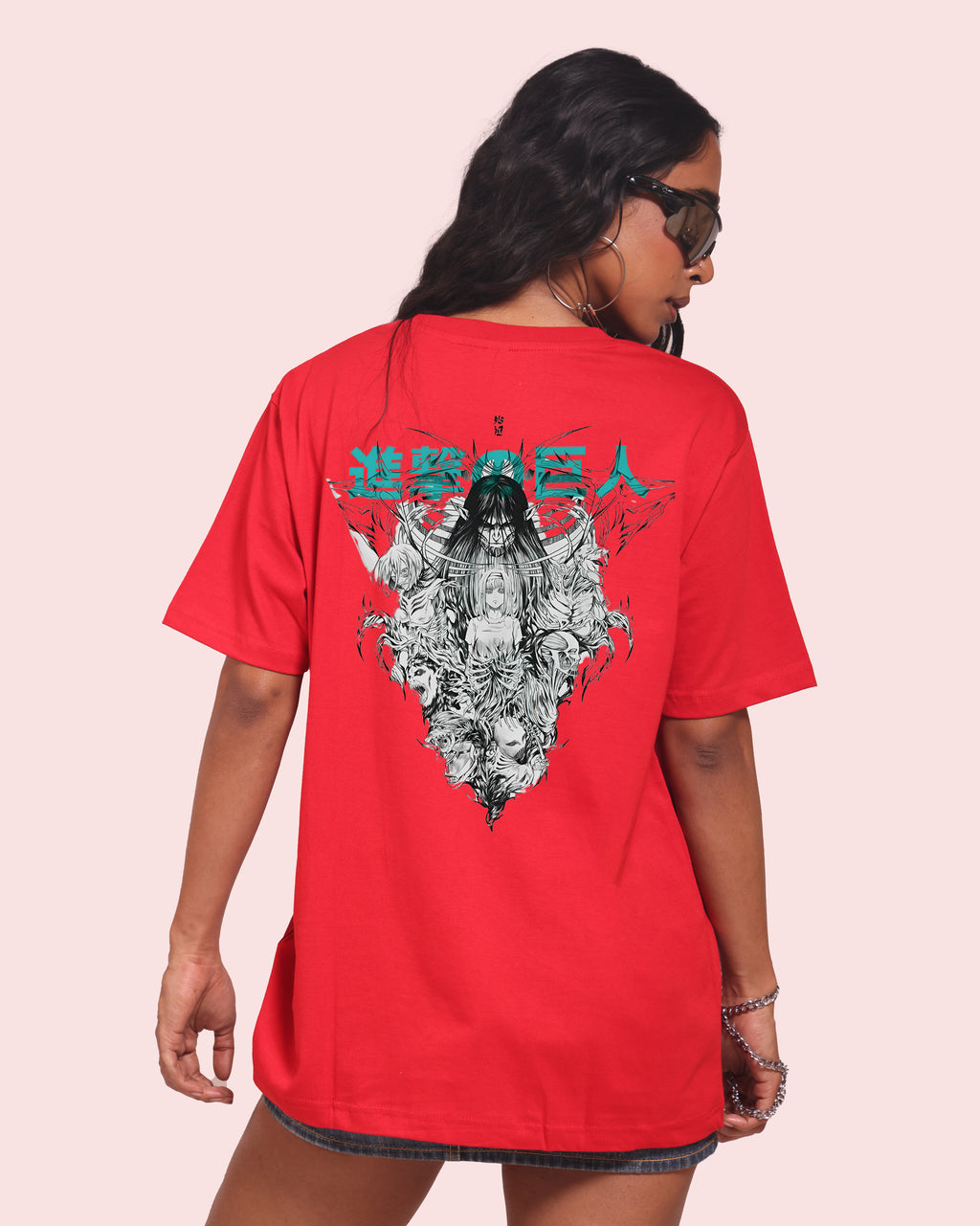 Attack on Titan – Attack on Titan - Manga Style – Oversized Women