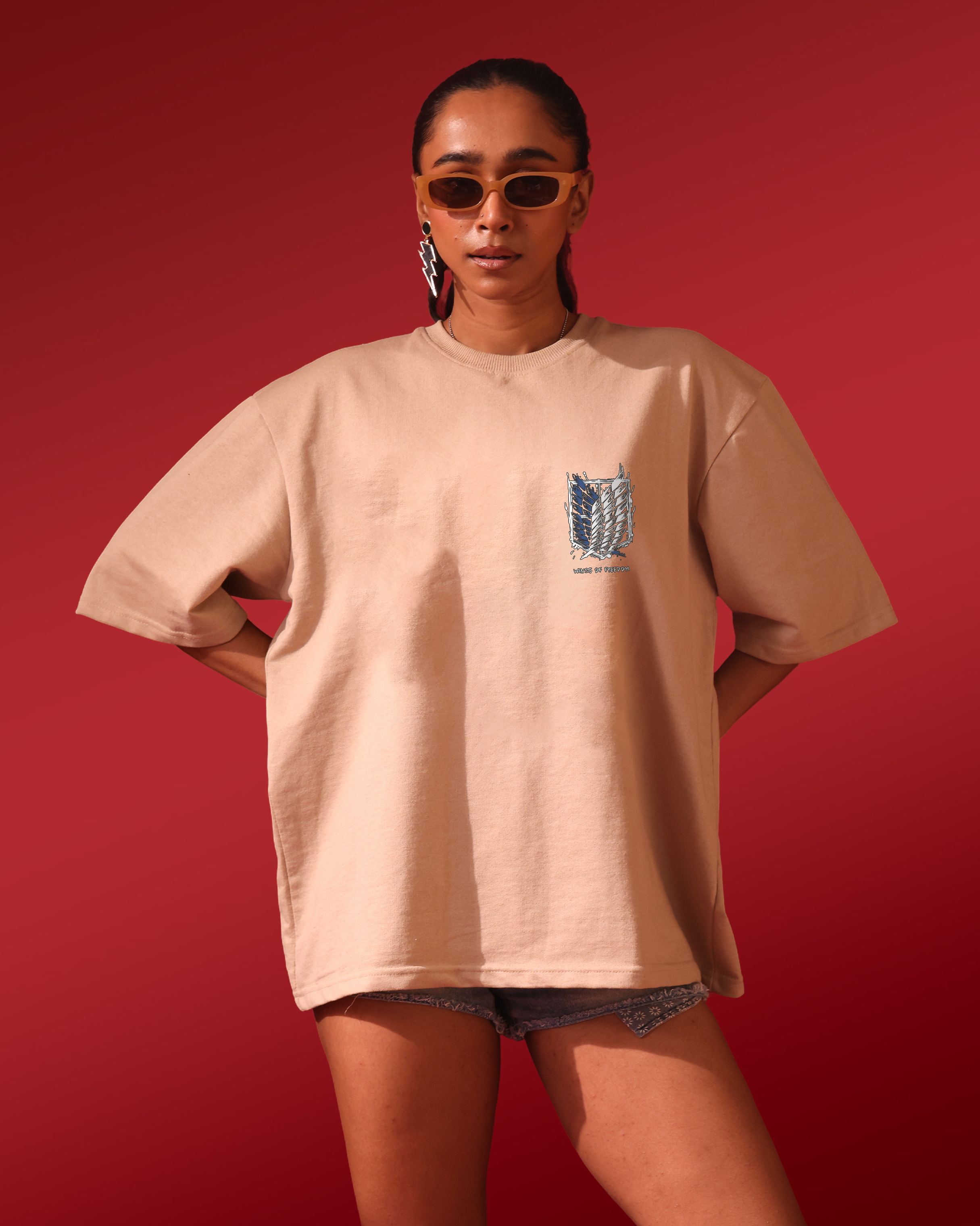 Attack on Titan – Attack on Titan - Manga Style – Oversized Women